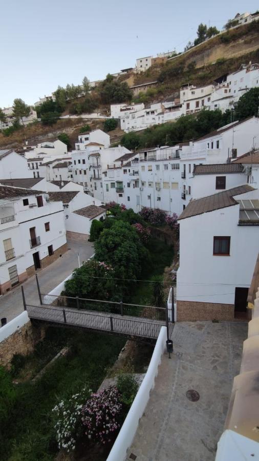 El Nido De La Galeria Apartment Setenil De Las Bodegas Exterior foto