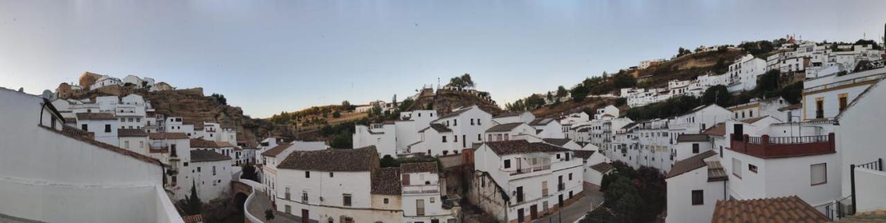 El Nido De La Galeria Apartment Setenil De Las Bodegas Exterior foto